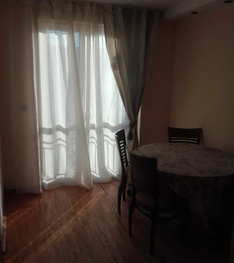 Lider Apartment Pop Hariton Varna