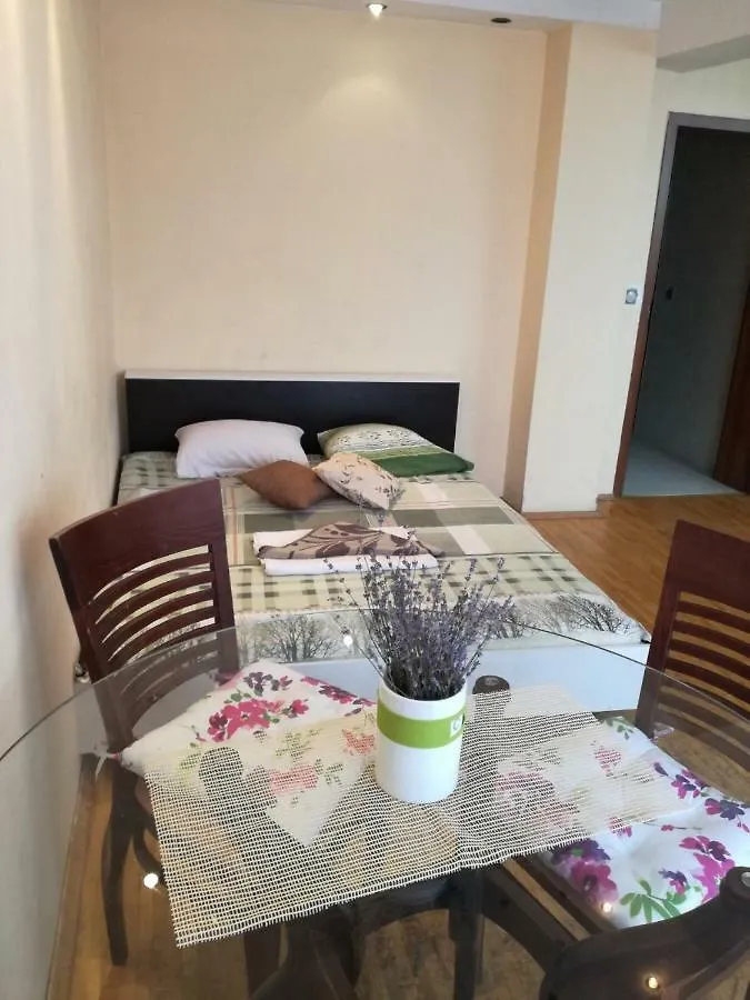 Lider Apartment Pop Hariton Varna
